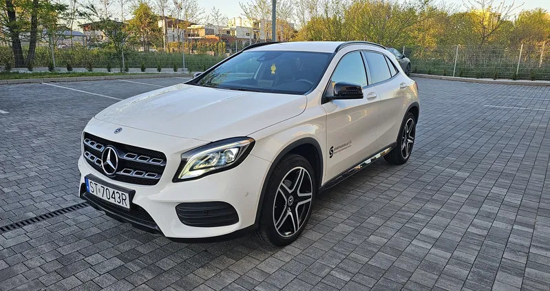 mercedes benz Mercedes-Benz GLA cena 119000 przebieg: 34000, rok produkcji 2019 z Rybnik